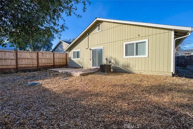 3240 10th St in Clearlake, CA - Building Photo - Building Photo