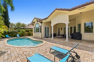 2665 NW 100th Ave in Doral, FL - Building Photo - Building Photo