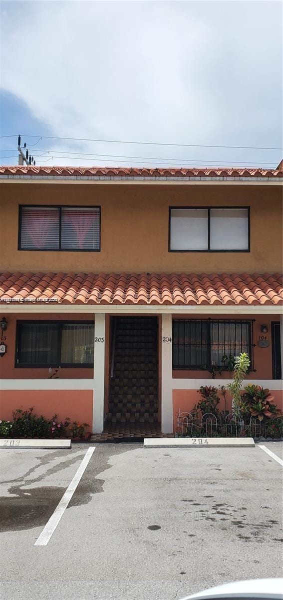 property at 2710 W 60th Pl
