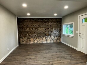 157 Holloway Heights in Brownsville, OR - Building Photo - Building Photo
