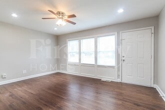 3147 Keswick Rd in Indianapolis, IN - Foto de edificio - Building Photo