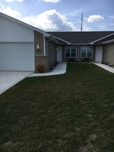 8590 Jackson St in Merrillville, IN - Building Photo - Building Photo