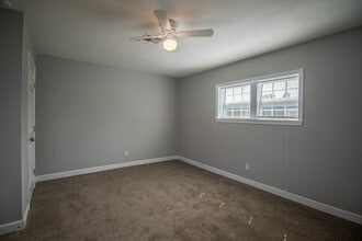 339 Park Row Ave 1-4, Unit Unit #1 in Long Beach, MS - Building Photo - Building Photo
