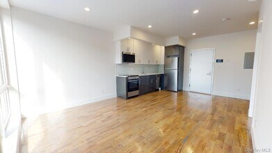 138-28 Queens Blvd, Unit 6C in Queens, NY - Building Photo - Building Photo