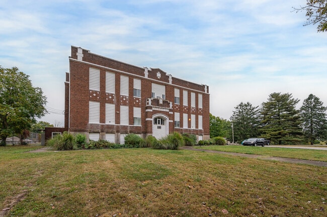 367 S Beechgrove Rd in Wilmington, OH - Building Photo - Building Photo