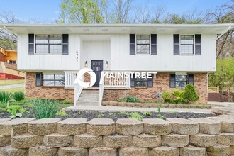 6737 Langston Dr in Knoxville, TN - Building Photo - Building Photo