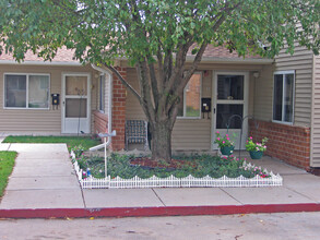 Loess Hills Estates Affordable Senior Housing in Glenwood, IA - Building Photo - Building Photo