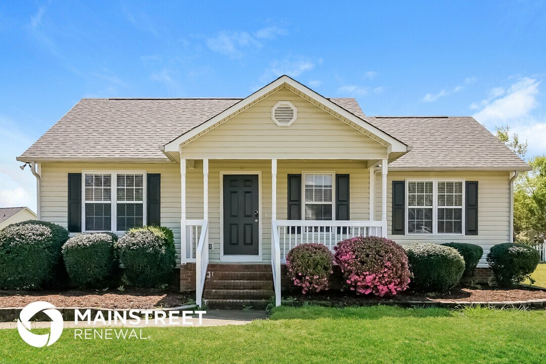 129 Landmark Dr in Angier, NC - Building Photo