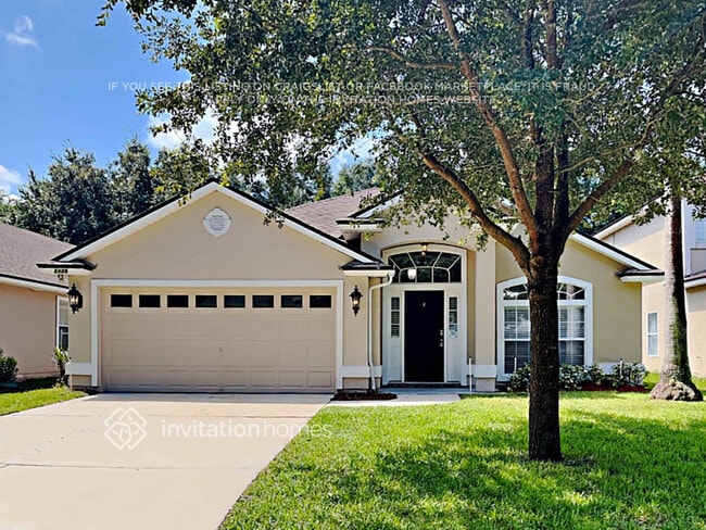 property at 1325 River City St