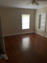 321 5th Ave, Unit A in Eastman, GA - Building Photo - Building Photo