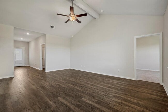 10399 Red Cardinal Dr in Cleveland, TX - Building Photo - Building Photo