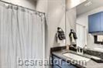 1451 Associates Ave in College Station, TX - Building Photo - Building Photo