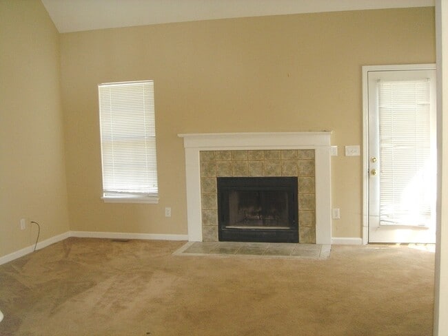 5720 Wrightsville Ave in Wilmington, NC - Building Photo - Building Photo