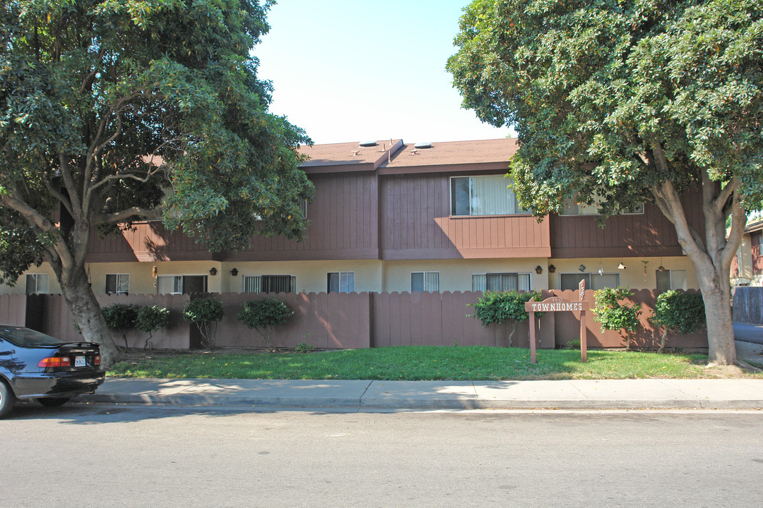 1581 El Tigre Ct in San Luis Obispo, CA - Building Photo