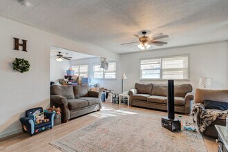 4202 44th St in Lubbock, TX - Building Photo - Building Photo