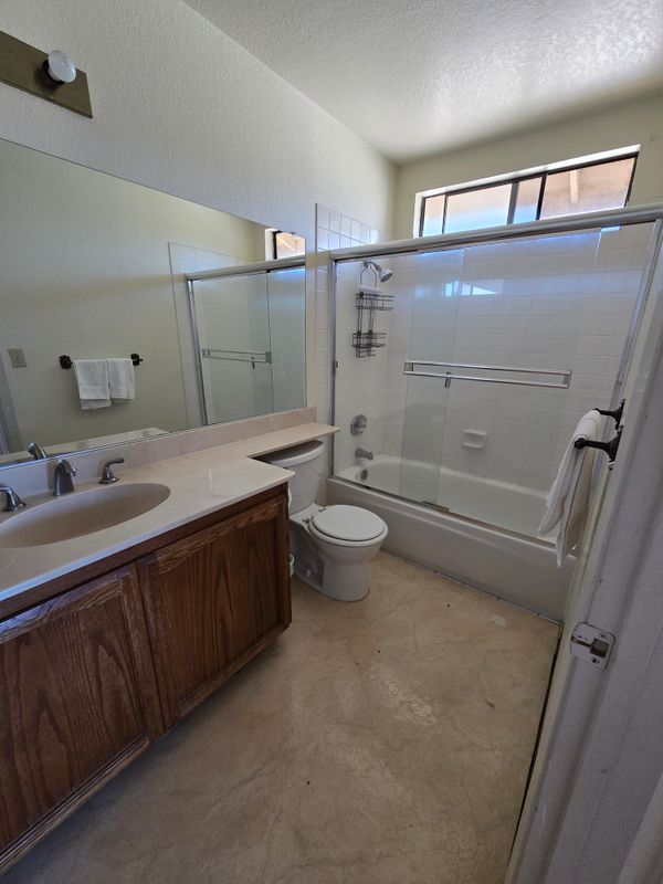 property at 5001 Fern Pl