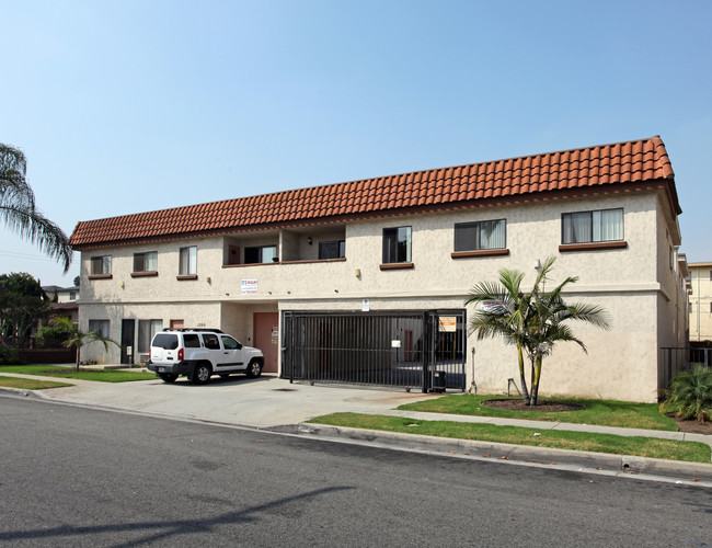 Cordary Apartments in Hawthorne, CA - Building Photo - Building Photo