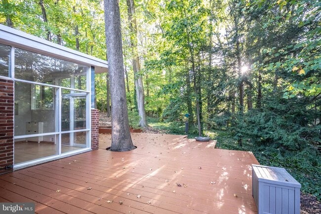 2227 Glasgow Rd in Alexandria, VA - Building Photo - Building Photo