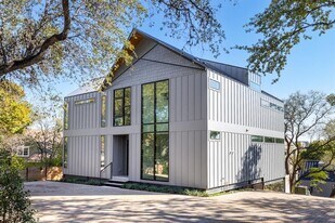 1603 Chelsea Ln in Austin, TX - Building Photo