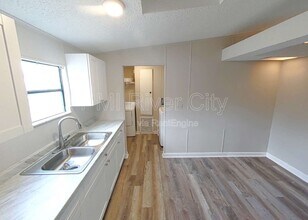 12556 Palmetto St in Jacksonville, FL - Building Photo - Building Photo
