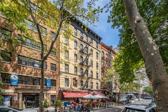265 E 78th St in New York, NY - Foto de edificio - Building Photo