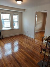 4 Gordon St, Unit 3 in Quincy, MA - Foto de edificio - Building Photo