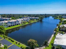 21121 SW 85th Ave in Cutler Bay, FL - Building Photo