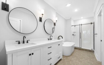 38 Hillandale Dr in Far Hills, NJ - Foto de edificio - Building Photo