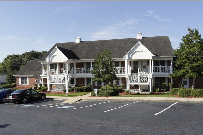 Madison Haven Apartments in Greer, SC - Building Photo - Building Photo