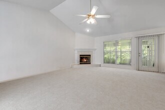 3528 Leighton Hall Ct in Tallahassee, FL - Building Photo - Building Photo