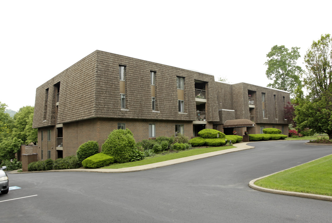 Linden Place in Sewickley, PA - Building Photo