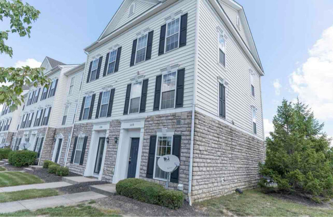 5278 Royal Arch Cascade Dr in Dublin, OH - Building Photo - Building Photo