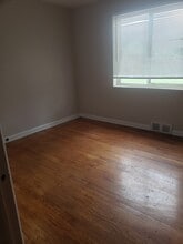 9401 Burt Rd in Detroit, MI - Building Photo - Building Photo