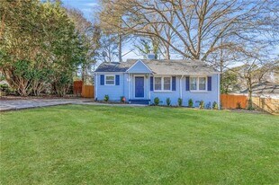 719 Campbell Cir in Hapeville, GA - Building Photo