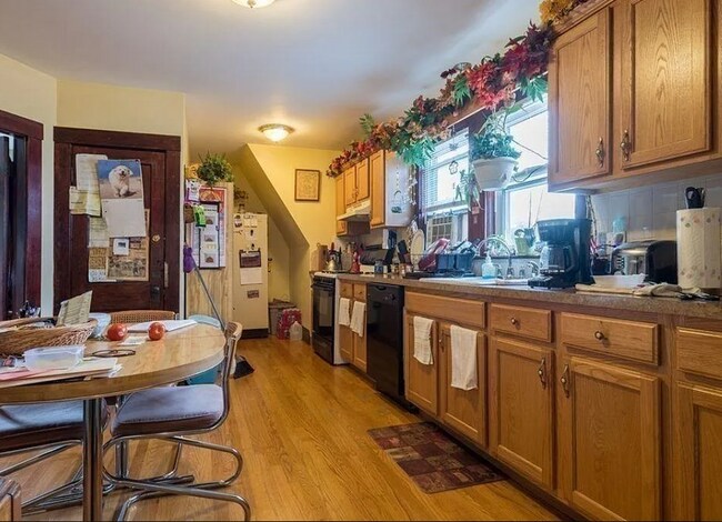 property at 39 Thurston St