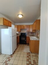 57 W Vine St, Unit 314 in Tooele, UT - Foto de edificio - Building Photo