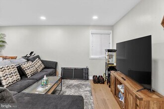 3934 Stone Gate Dr in Suitland, MD - Building Photo - Building Photo