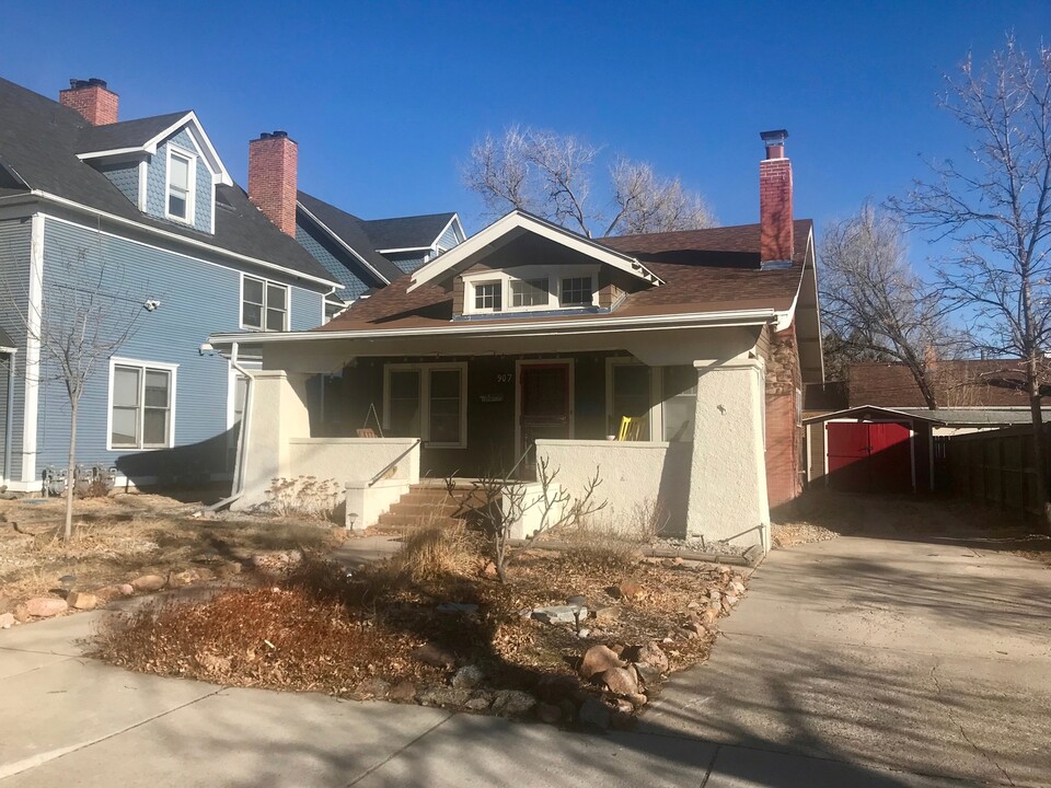 907 N Wahsatch Ave in Colorado Springs, CO - Building Photo