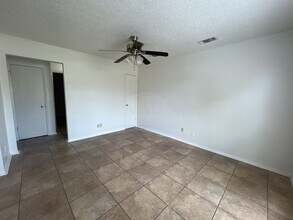 2106 N W S Young Dr in Killeen, TX - Building Photo - Building Photo