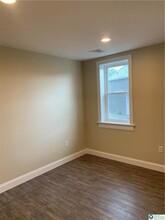 5880 Sullivan Trail in Nazareth, PA - Foto de edificio - Building Photo