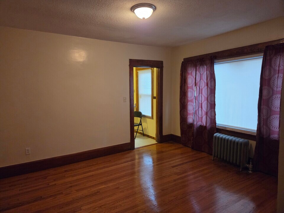 43 Ozark St, Unit 43 in Springfield, MA - Building Photo