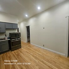 2453 N Marmora Ave-Unit -Apt 1 in Chicago, IL - Building Photo - Building Photo