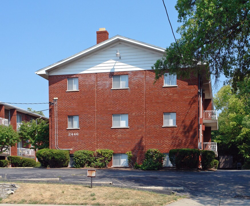 2446-2450 Boudinot Ave in Cincinnati, OH - Building Photo