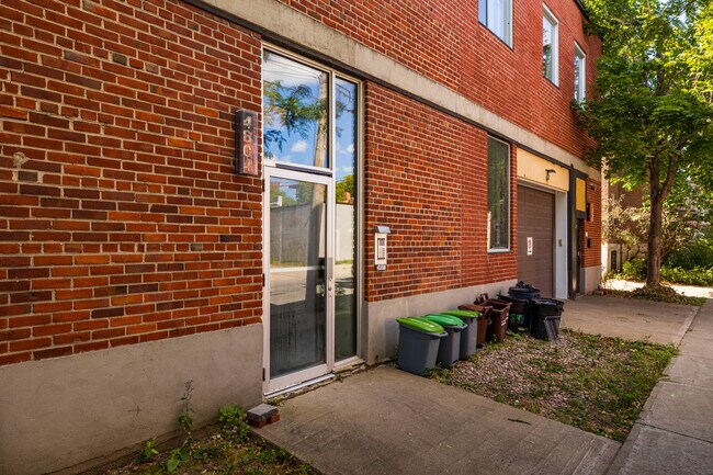 4804 7E Av in Montréal, QC - Building Photo - Building Photo