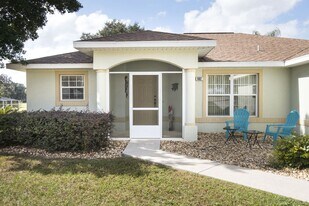 982 N Foxrun Terrace in Inverness, FL - Building Photo