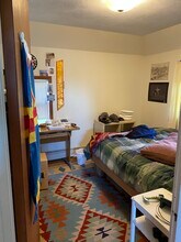 211 Holland St, Unit 213 in Somerville, MA - Foto de edificio - Building Photo