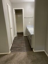 2407 E 55th Pl-Unit -2407 E. 55th Pl. Unit 68 in Tulsa, OK - Building Photo - Building Photo