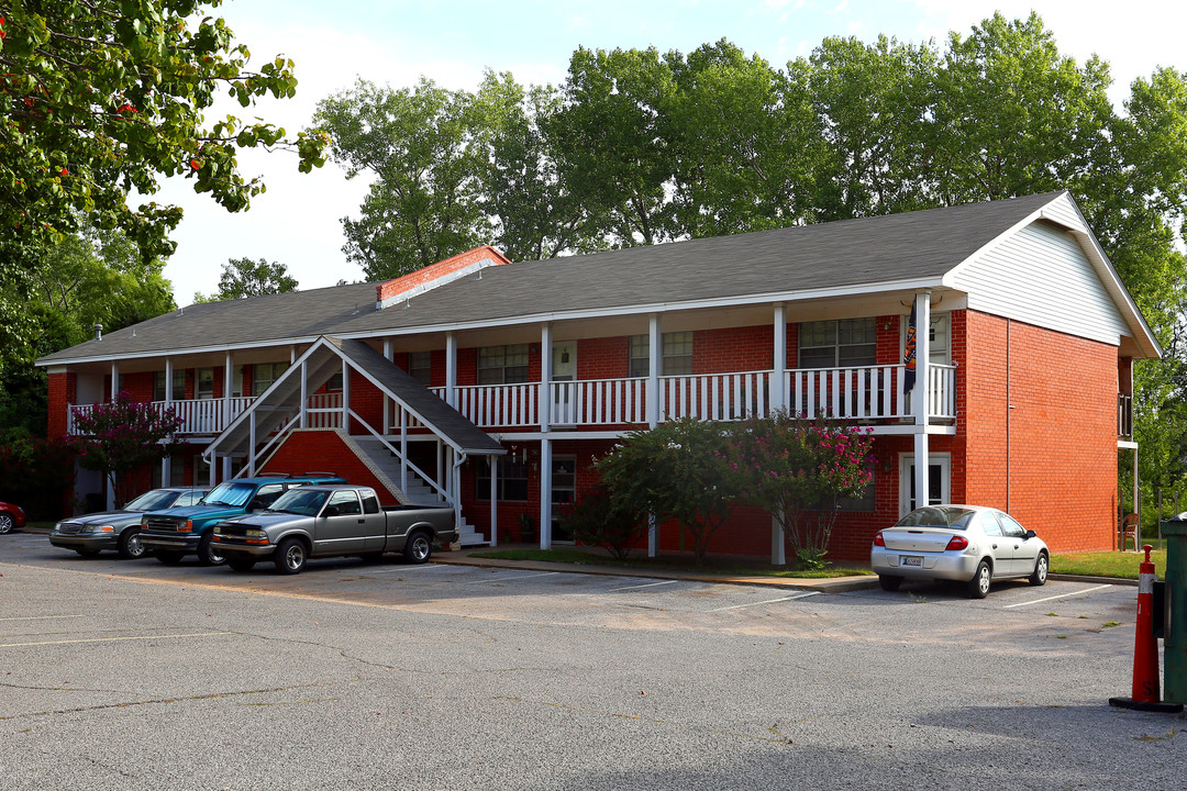 WILLOW GLEN APARTMENTS in Oklahoma City, OK - Building Photo