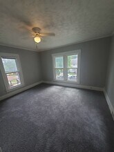 1845 14th Ave in Moline, IL - Building Photo - Building Photo