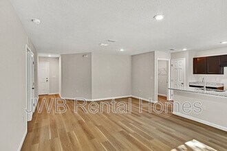 5938 Moncrief Rd W in Jacksonville, FL - Building Photo - Building Photo